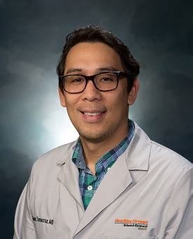 dr tomacruz|Moses Tomacruz .